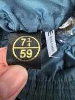 Paardrijden caps paardrijcap, Ophalen