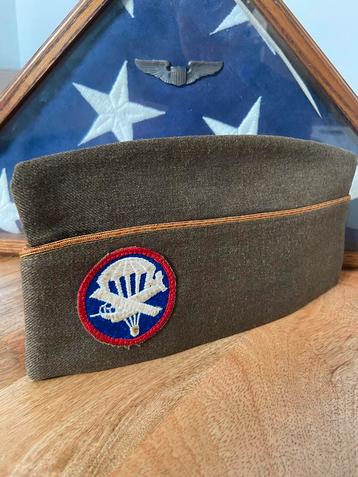 WW2 airborne garrison cap met laundry code beschikbaar voor biedingen