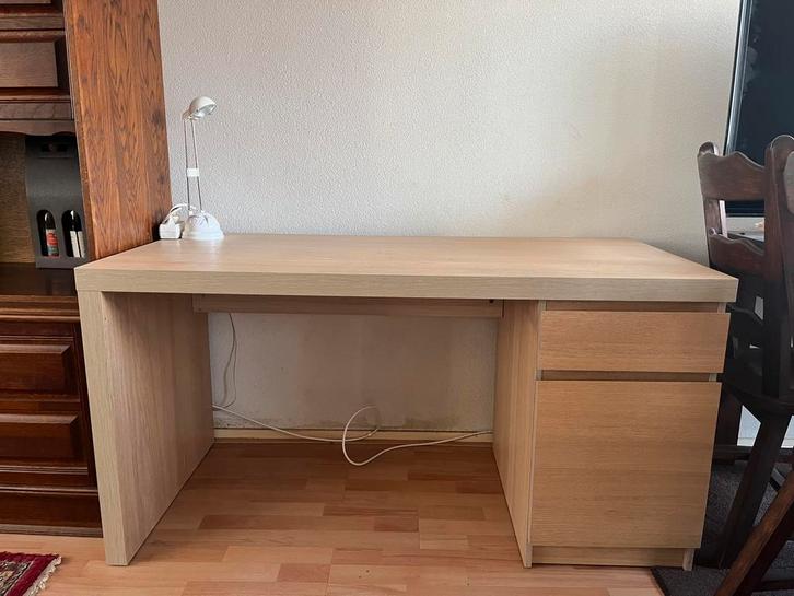 IKEA MALM Student Office Desk - Wood, Huis en Inrichting, Bureaus, Gebruikt, Ophalen