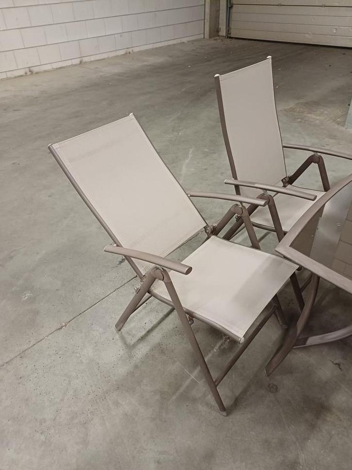 Tuinset met glazen tafel, 4 stoelen, parasol en kussens, Tuin en Terras, Tuinsets en Loungesets, Gebruikt, Tuinset, Overige materialen