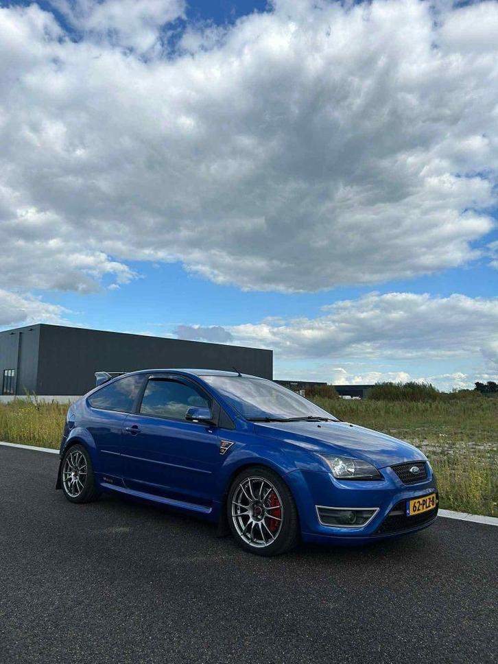 Ford Focus st 2.5 20V Turbo EVT TERUIL, Auto's, Ford, Particulier, Focus, Achteruitrijcamera, Airbags, Airconditioning, Alarm