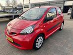 Toyota Aygo 1.0-12V - Zeer Nette Auto, Voorwielaandrijving, Gebruikt, 4 stoelen, 68 pk