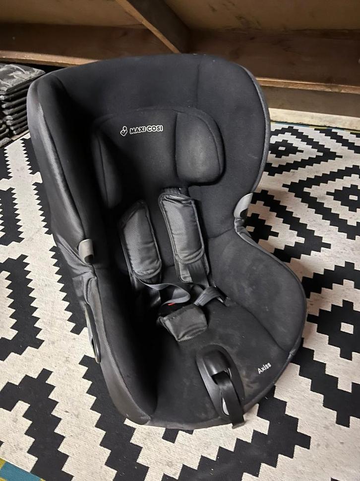 Maxi Cosi axiss - 90 graden draaibaar; IDEAAL!, Kinderen en Baby's, Autostoeltjes, Zo goed als nieuw, Maxi-Cosi, Autogordel of Isofix