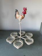 Vintage eiermandje van metaal. Haan / kip decoratie., Ophalen