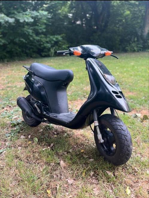 Piaggio typhoon 125 duits, Fietsen en Brommers, Scooters | Piaggio, Zo goed als nieuw, Overige modellen, Ophalen of Verzenden