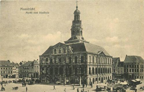 (388-492-015) Maastricht  Markt met Stadhuis, Verzamelen, Ansichtkaarten | Nederland, Limburg, Verzenden