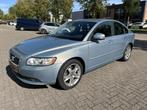 Volvo S40 2.0 Momentum 146PK 2e EIG XENON LEER TRHK NAP!, Gebruikt, Blauw, S40, Sedan