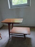 vintage retro bijzettafel op wieltjes, Huis en Inrichting, Tafels | Bijzettafels, Ophalen, Gebruikt, 75 cm of meer, Rechthoekig