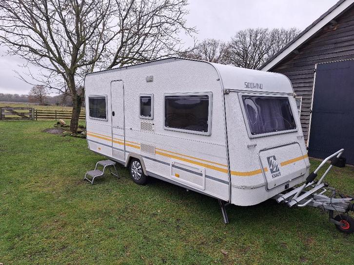 Nette knaus sudwind caravan, Caravans en Kamperen, Caravans, Particulier, tot en met 4, 750 - 1000 kg, Rondzit, Knaus, 2 aparte bedden