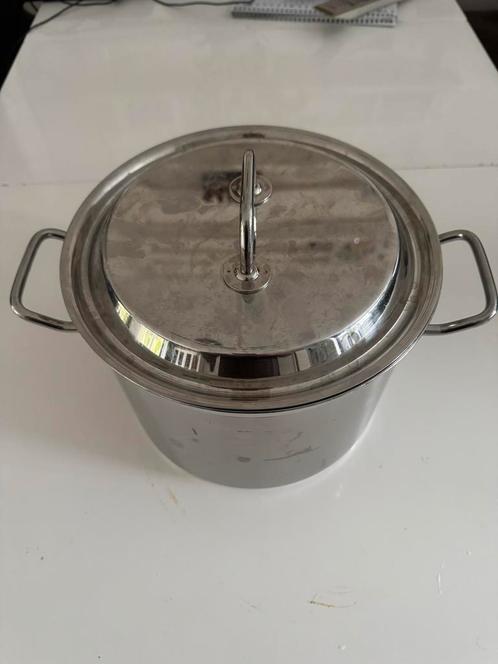 SIGG Kookpan 7L - RVS, Huis en Inrichting, Keuken | Potten en Pannen, Gebruikt, Kookpan of Snelkookpan, Rvs, Inductieplaat, Ophalen of Verzenden