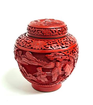  Chinese Cinnabar Lacquer Jar Palace Scene beschikbaar voor biedingen