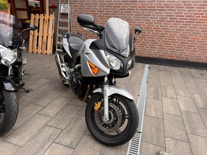 Honda CBF600SA ABS topstaat, Motoren, Motoren | Honda, Particulier, Toermotor, 12 t/m 35 kW, 4 cilinders, Minimaal motorrijbewijs A2