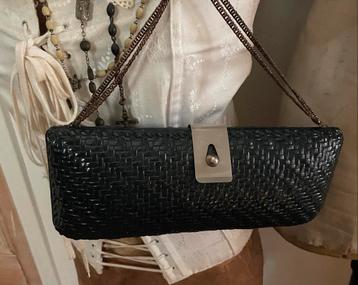 Vintage Emanuelle Clutch beschikbaar voor biedingen