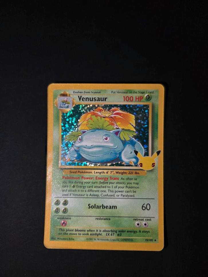 Venusaur 15/102 Pokemon Celebrations holo, Hobby en Vrije tijd, Verzamelkaartspellen | Pokémon, Zo goed als nieuw, Booster, Foil