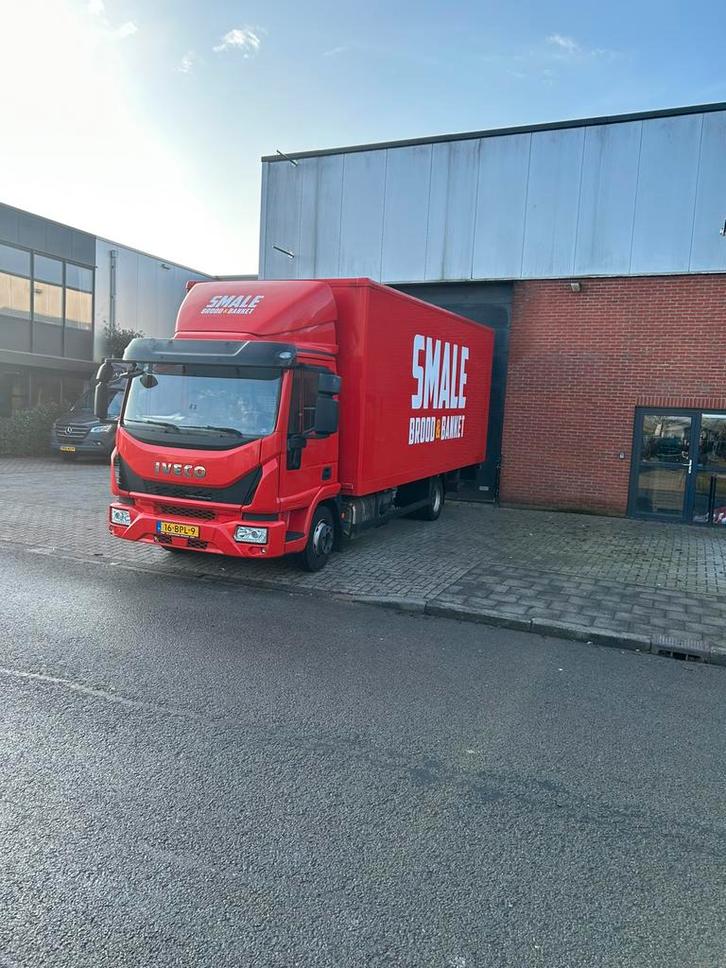 Iveco Eurocargo, Auto's, Vrachtwagens, Particulier, Cruise Control, Elektrische achterklep, Radio, Trekhaak, USB, Iveco, Diesel