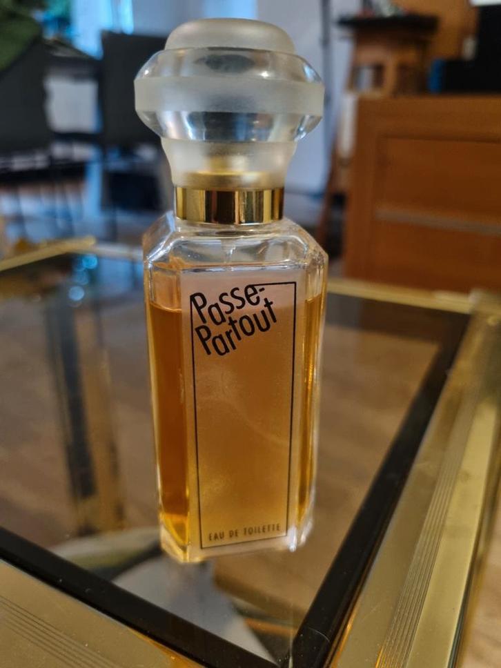 Vintage Passe Partout Eau de Toilette - Normaal Formaat, Sieraden, Tassen en Uiterlijk, Uiterlijk | Parfum, Gebruikt, Ophalen of Verzenden