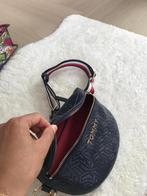 Diverse tasjes, Ophalen, Zo goed als nieuw, Zwart