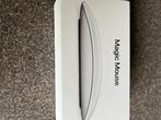 Apple Magic Mouse A1657, Computers en Software, Muizen, Muis, Gebruikt, Ophalen of Verzenden, Apple Magic Mouse