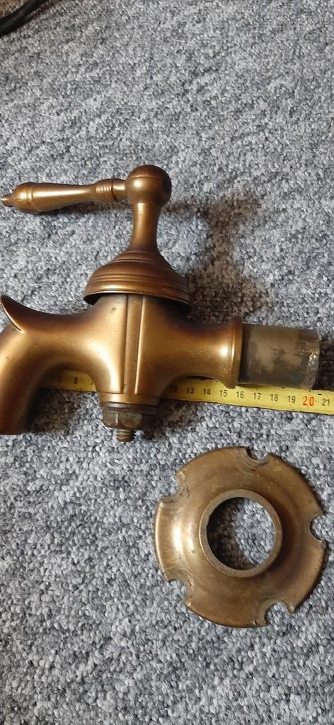 Antiek  koperen  kraan, Ophalen of Verzenden