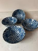 Japanse schaaltjes, blauw / wit., Antiek en Kunst, Antiek | Servies los, Ophalen of Verzenden