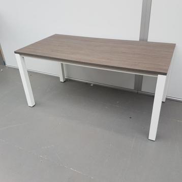 Tafel / bureau met NIEUW blad - 160x80 cm beschikbaar voor biedingen