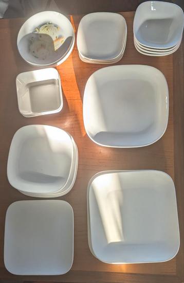 witte servies set  beschikbaar voor biedingen