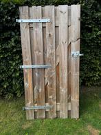 Schuttingdeur vuren met beslag en 2 schuifsloten., Doe-het-zelf en Verbouw, Hang- en Sluitwerk, Ophalen, Zo goed als nieuw, IJzer