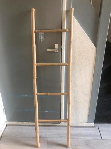 Bamboe deco ladder beschikbaar voor biedingen