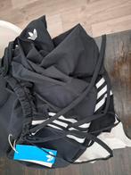 Adidas parachute broek nieuw!, Kleding | Dames, Broeken en Pantalons, Maat 38/40 (M), Adidas, Zwart, Nieuw