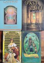 Vier ORAKEL KAARTEN / TAROT DECKS, Verzenden, Zo goed als nieuw, Tarot of Kaarten leggen, Overige typen