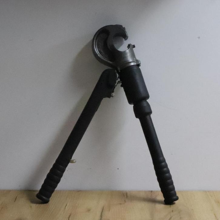 Burndy Y35 12-Ton C-Head Manual Hydraulic Compression Tool -, Doe-het-zelf en Verbouw, Gereedschap | Overige machines, Zo goed als nieuw