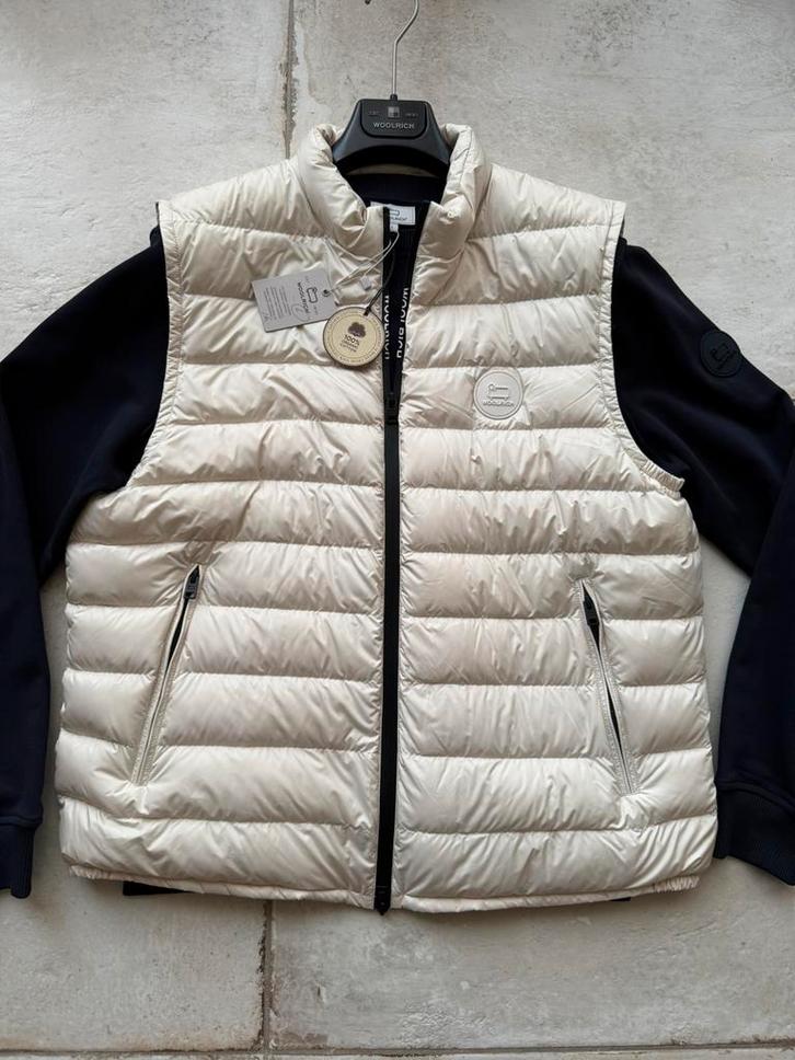 Nieuwe originele sportieve Woolrich bodywarmer in XL XXL, Kleding | Heren, Bodywarmers, Nieuw, Overige maten, Wit, Ophalen of Verzenden