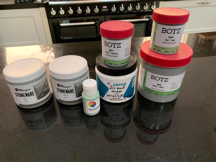 Set nieuwe steengoed / keramiek glazuren Botz Mayco, Hobby en Vrije tijd, Pottenbakken, Zo goed als nieuw, Ophalen of Verzenden