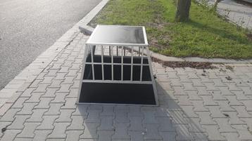 Bench / hondenbench beschikbaar voor biedingen