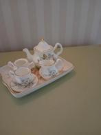 Schattig Engels mini serviesje, Antiek en Kunst, Antiek | Servies los, Ophalen