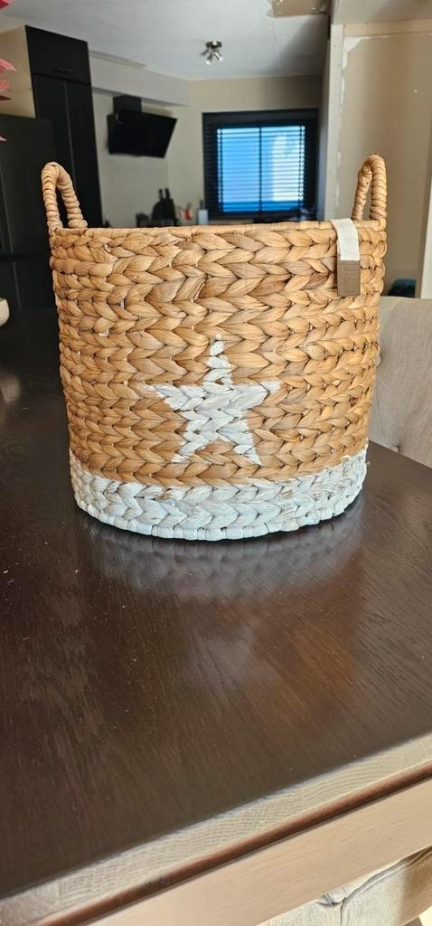 TE KOOP RIVIERA MAISON MAND, Huis en Inrichting, Woonaccessoires | Schalen en Manden, Zo goed als nieuw, Mand, Rond, Ophalen of Verzenden