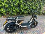AGM Goccia 7 GEV1000 elektrische scooter met geel kenteken, Fietsen en Brommers, Snorfietsen en Snorscooters, Gebruikt, Elektrisch