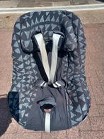 family fix + Pearl  semi universal, Gebruikt, 9 t/m 18 kg, Ophalen of Verzenden, Isofix