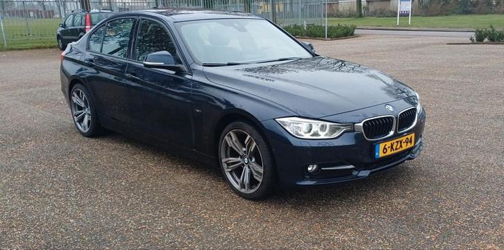 BMW 320i  2013 , H&K, Keyless, Leer,HUD, Auto's, BMW, Particulier, 3-Serie, ABS, Achteruitrijcamera, Airbags, Airconditioning