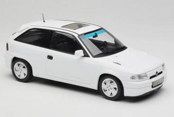 Opel Astra GSi 1991 WIT Casablanca 1/18 NOREV ref: 183673 beschikbaar voor biedingen
