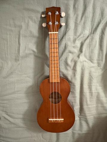 Mahalo Ukulele Kahiko Series MK1-TBR + Tas & Capo beschikbaar voor biedingen