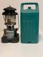 Coleman Unleaded 1 benzine lamp met groene koffer, Ophalen, Gebruikt