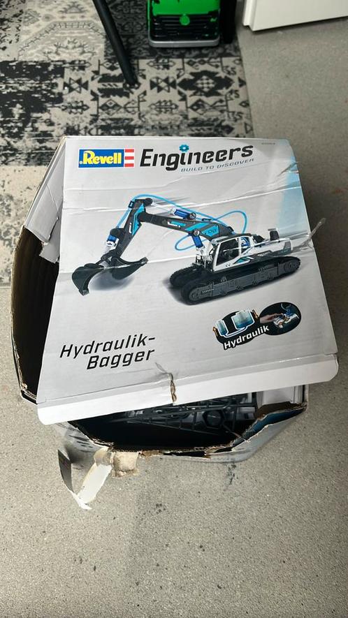 Revell Hydraulik Bagger engineers graafmachine, Hobby en Vrije tijd, Modelbouw | Overige, Zo goed als nieuw, Groter dan 1:32, Ophalen of Verzenden