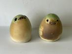 2 x keramische vogeltjes. Keramiek handwerk vogel beeldjes, Antiek en Kunst, Ophalen