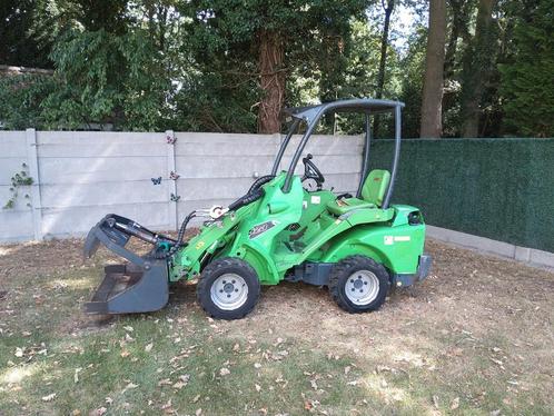 Kniklader shovel avant 523, Zakelijke goederen, Machines en Bouw | Kranen en Graafmachines, Wiellader of Shovel, Ophalen