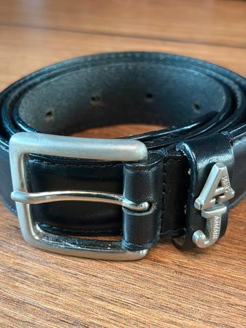 Armani Jeans leren zwarte riem zeldzame vintage gesp logo beschikbaar voor biedingen