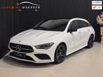 Mercedes-Benz CLA-klasse Shooting Brake 180 AMG | NAP | PANO, Auto's, Mercedes-Benz, CLA, Gebruikt, 4 cilinders, Wit
