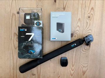 GoPro Hero 7 Black met exta batterij en extention pole beschikbaar voor biedingen