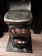 Oude kachel zwart., Huis en Inrichting, Kachels, Ophalen, Gebruikt, Hout, Houtkachel