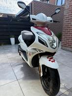 Agm scooter R8 Wit, Fietsen en Brommers, Ophalen, Zo goed als nieuw, Benzine, Overige modellen